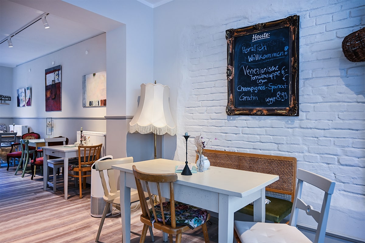 Cafe Gegenüber 2022-019-min