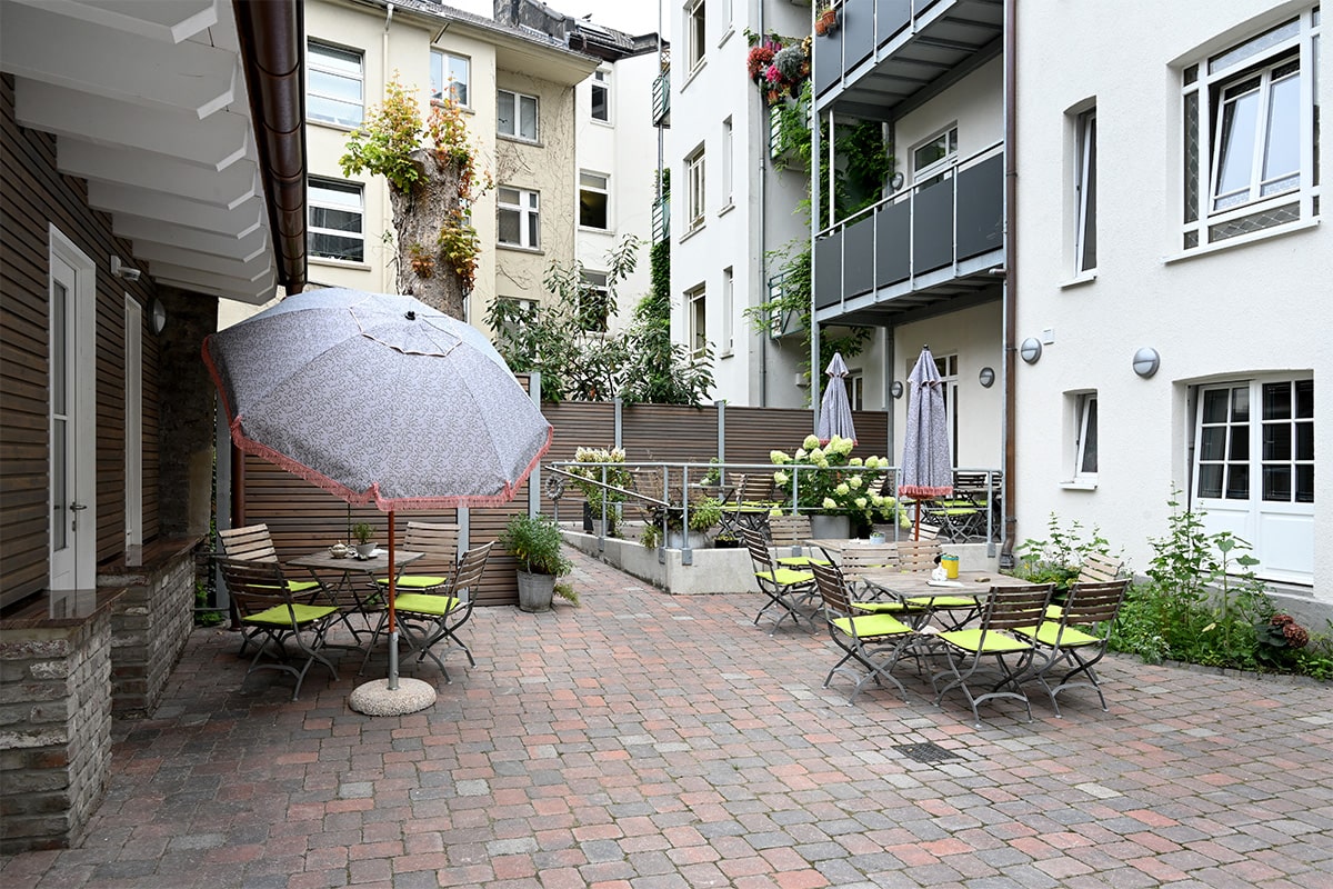 Cafe Gegenüber 2022-021-min