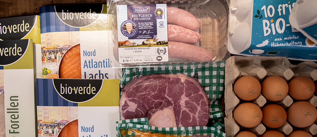 beautiful-view-vineyard-green-hills-sunset